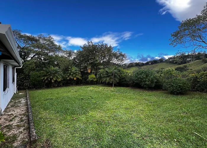 Casa Vegas Panoramic Views Near Monteverde *